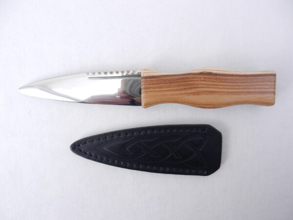 DSCN3996 Sgian Dubh in Scottish Laburnum with African Blackwood, Scottish knife, kilt knife