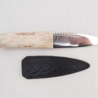 DSCN4052 Natural Sgian Dubh in Red Deer Antler and Wych Elm, Scottish knife, kilt Knife