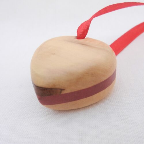 il_fullxfull.2521893948_qpnk Scottish Boxwood Heart: Pink Ivory Inlay, Personalized Love Gift