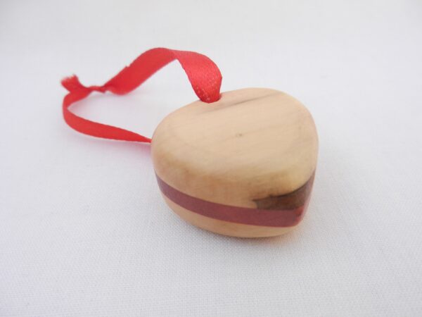 il_fullxfull.2569552683_37m6 Scottish Boxwood Heart: Pink Ivory Inlay, Personalized Love Gift