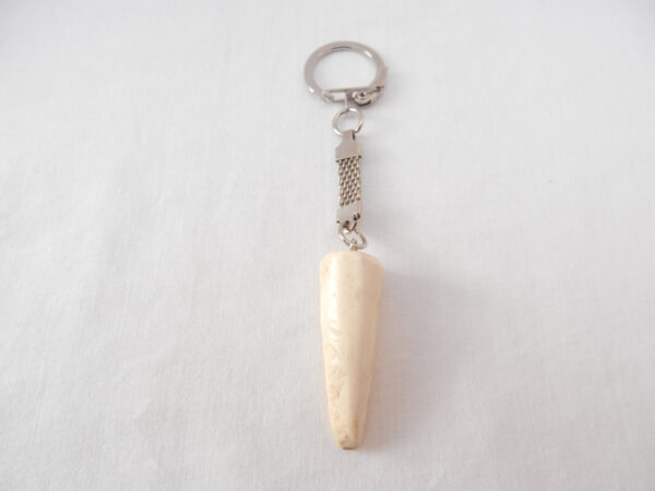 il_fullxfull.3624556044_o148 Scottish Red Deer Antler Tine Key Ring: Natural Horn Gift