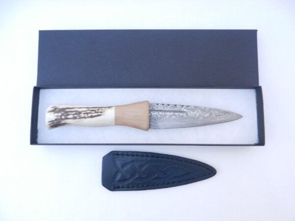 il_fullxfull.5614485045_orz6 Damascus Steel Sgian Dubh: Red Deer Antler & Scottish Walnut Handle