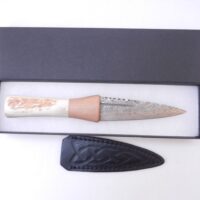 il_fullxfull.5627346309_ph4l Damascus Steel Sgian Dubh: Red Deer Antler & Scottish Walnut Handle