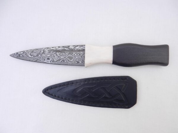 il_fullxfull.6779039374_601u Damascus Steel Sgian Dubh: African Blackwood & Red Deer Antler Kilt Knife