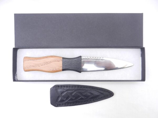 il_fullxfull.6794063669_8x6v Scottish Oak and Bog Oak Sgian Dubh