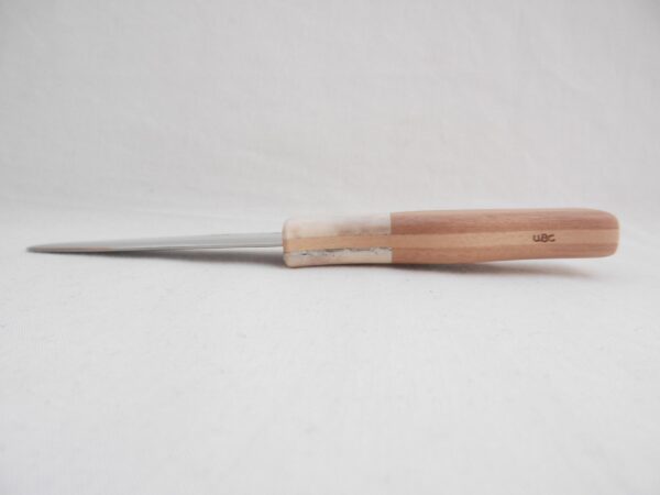 Scottish Walnut Sgian Dubh: Red Deer Antler Kilt Knife with Hawthorn