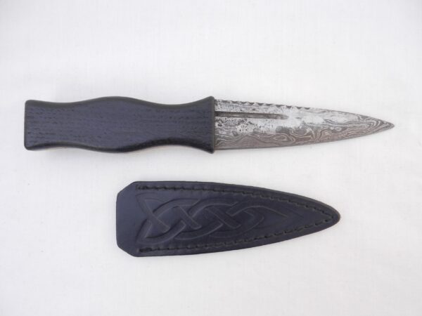 Damascus Steel Sgian Dubh in Scottish Bog Oak & Oak