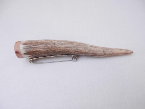 Red Deer Antler Kilt Pin: Scottish Burr Elm Sapwood Gift