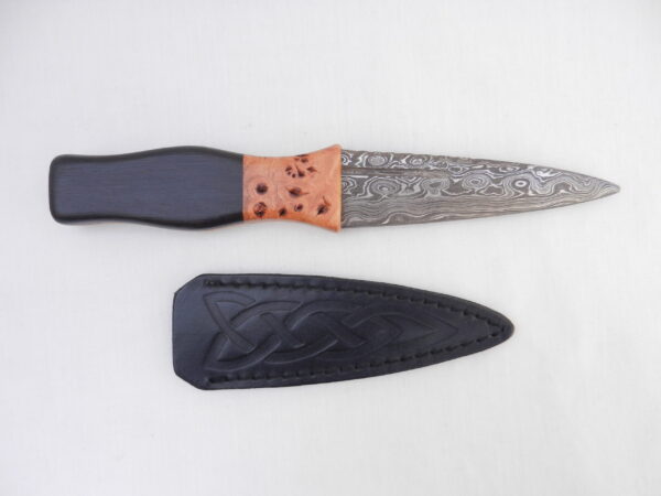 DSCN3363 Damascus Steel Sgian Dubh in African Blackwood and Burr Wych Elm Sapwood