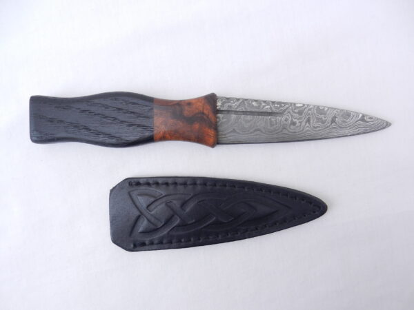 DSCN3382 Bog Oak and Desert Ironwood Burr Damascus Steel Sgian Brew