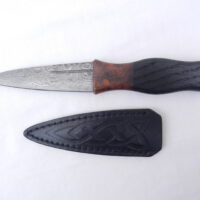 DSCN3383 Bog Oak and Desert Ironwood Burr Damascus Steel Sgian Brew