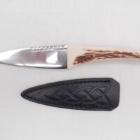 DSCN3470 Natural Sgian Dubh in Scottish Red Deer Stag Antler and Bog Oak