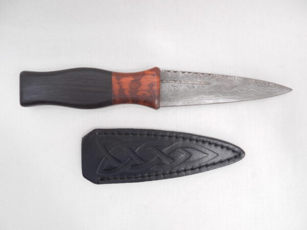 DSCN3503 Damascus Sgian Dubh in African Blackwood and Surinese Snakewood