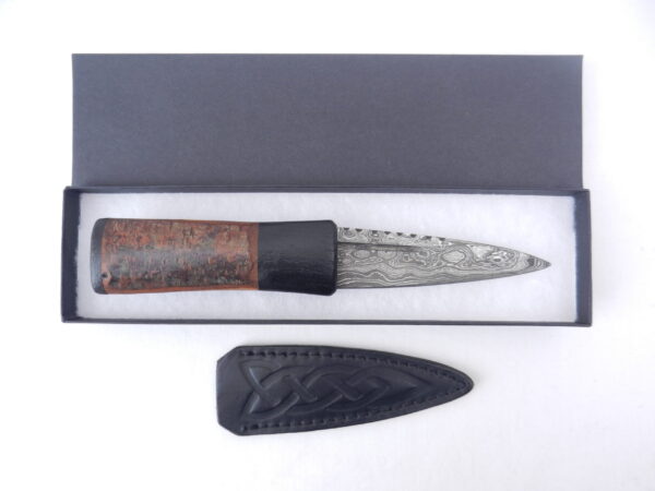 DSCN3509 Natural Blackthorn Damascus Sgian Dubh with Bog Oak and Brazilian Purpleheart centre