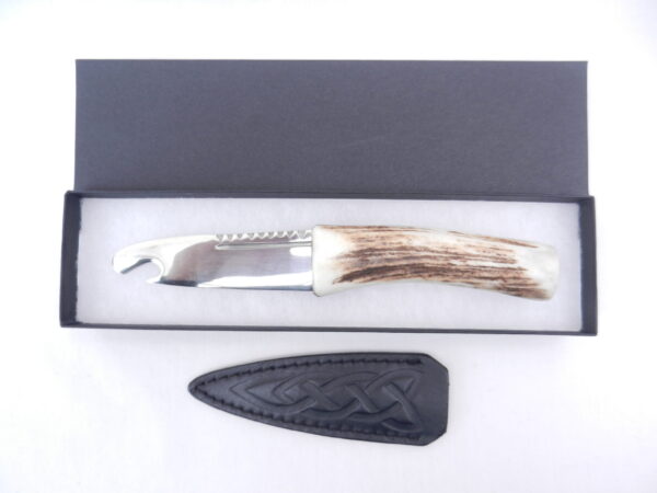 DSCN3592 Natural Sgian Brew in Red Deer Stag Antler with Wych Elm centre