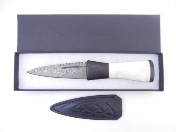 Damascus Steel Sgian Dubh in Red Deer Stag Antler and African Blackwood, Scottish gift, antler gift, wedding gift, groom gift, mens gift