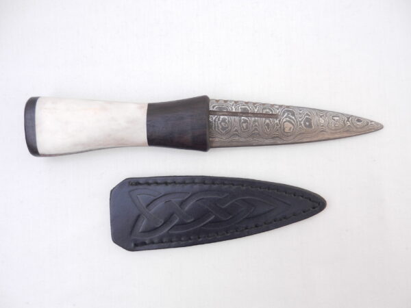 Damascus Steel Sgian Dubh in Red Deer Stag Antler and African Blackwood, Scottish gift, antler gift, wedding gift, groom gift, mens gift
