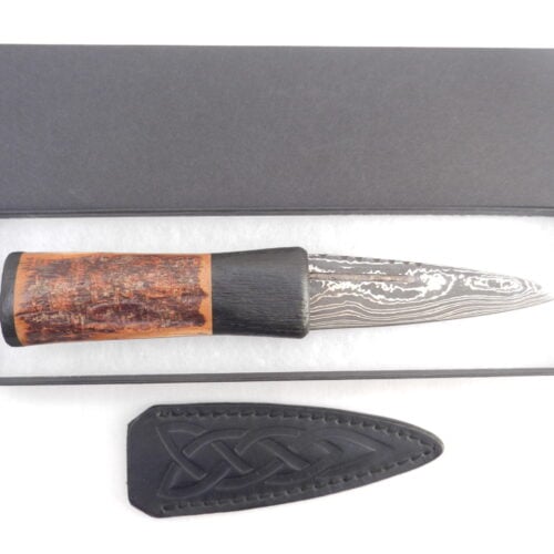 DSCN4088 Natural Blackthorn Damascus Sgian Dubh with Bog Oak and Brazilian Purpleheart centre, Scottish knife, kilt knife