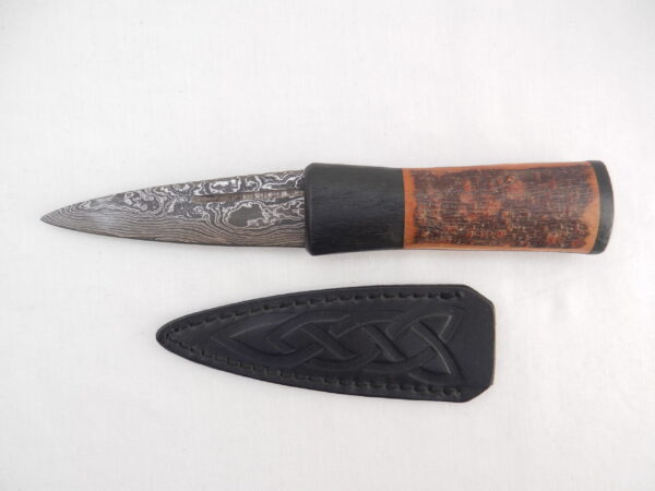 DSCN4090 Natural Blackthorn Damascus Sgian Dubh with Bog Oak and Brazilian Purpleheart centre, Scottish knife, kilt knife