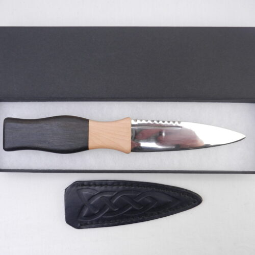 DSCN4145 African Ebony and Scottish Hawthorn Sgian Dubh - sharpened